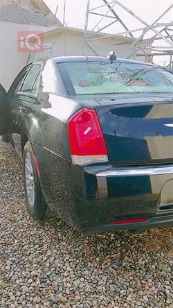 کرایسلەر 300